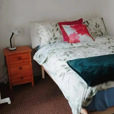 Cosy - House - Sleeps 4 - Centre Holiday home
