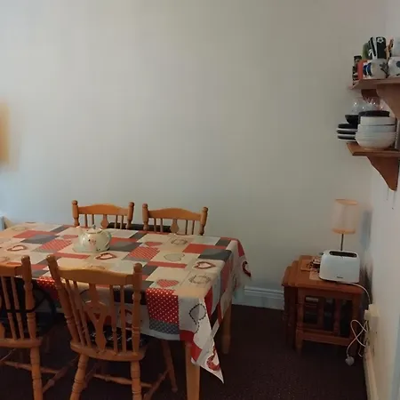 Holiday home Cosy - House - Sleeps 4 - Centre Cork
