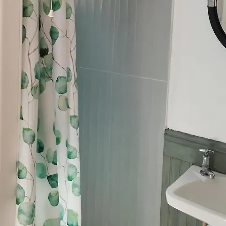 Cosy - House - Sleeps 4 - Centre * Cork