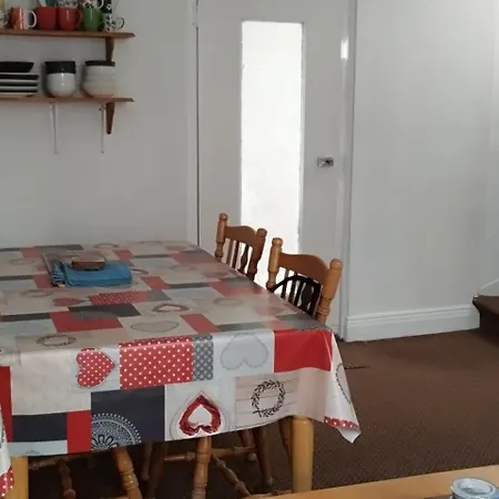 Dom wakacyjny Cosy - House - Sleeps 4 - Centre *