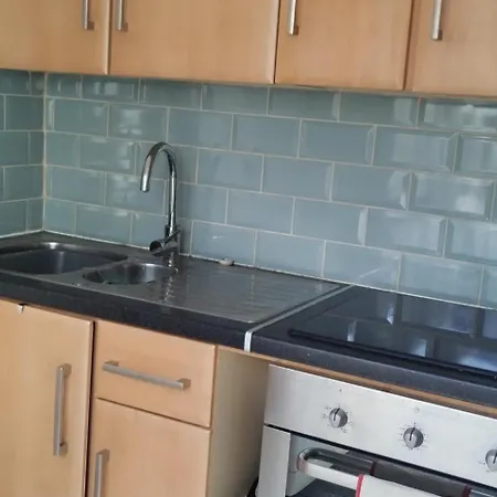 Cosy - House - Sleeps 4 - Centre Dom wakacyjny *