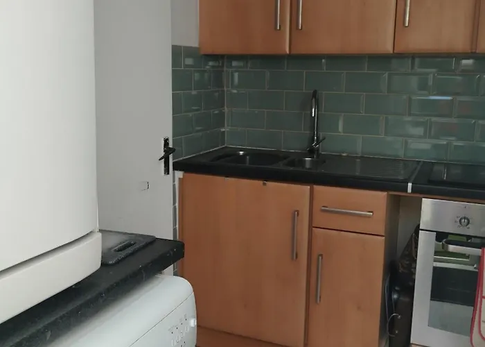 Cosy - House - Sleeps 4 - Centre